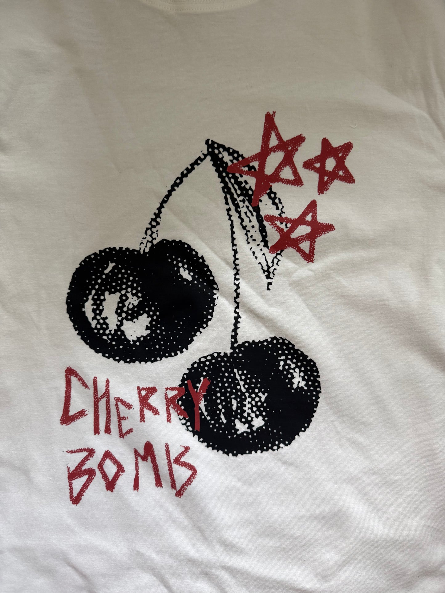 "CHERRY BOMB"T-SHIRT