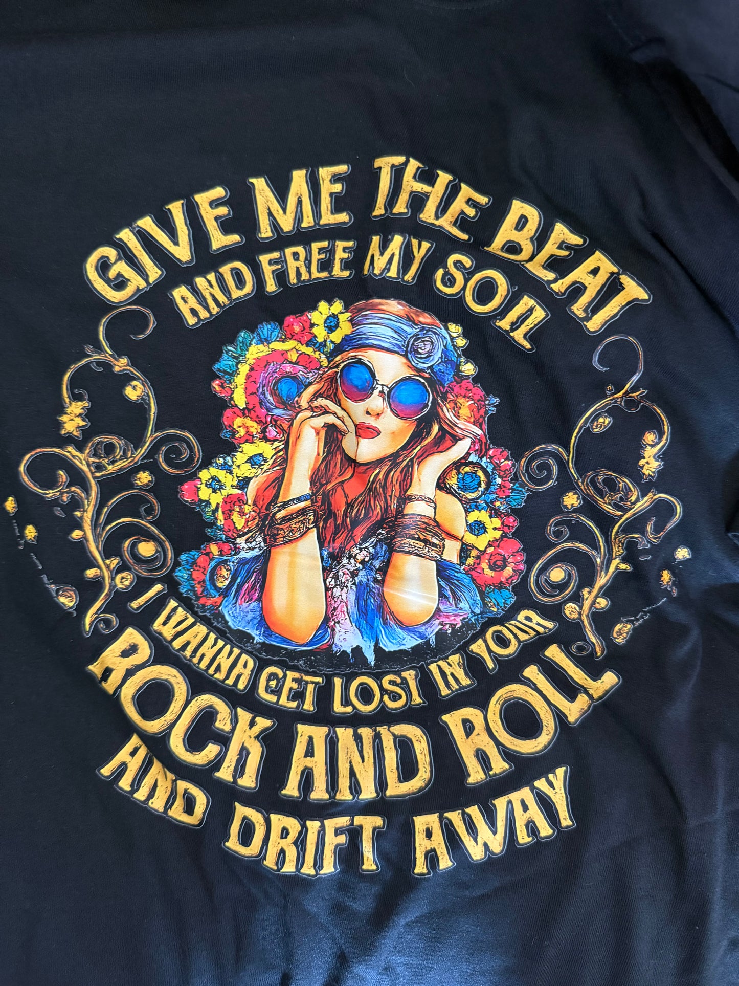 "GIVE ME THE BEAT AND FREE MY SOUL" T-SHIRT