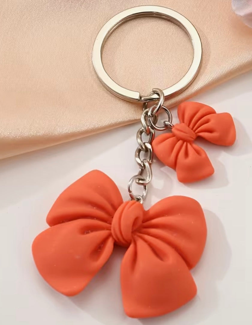 FUN ORANGE BOW KEYCHAIN