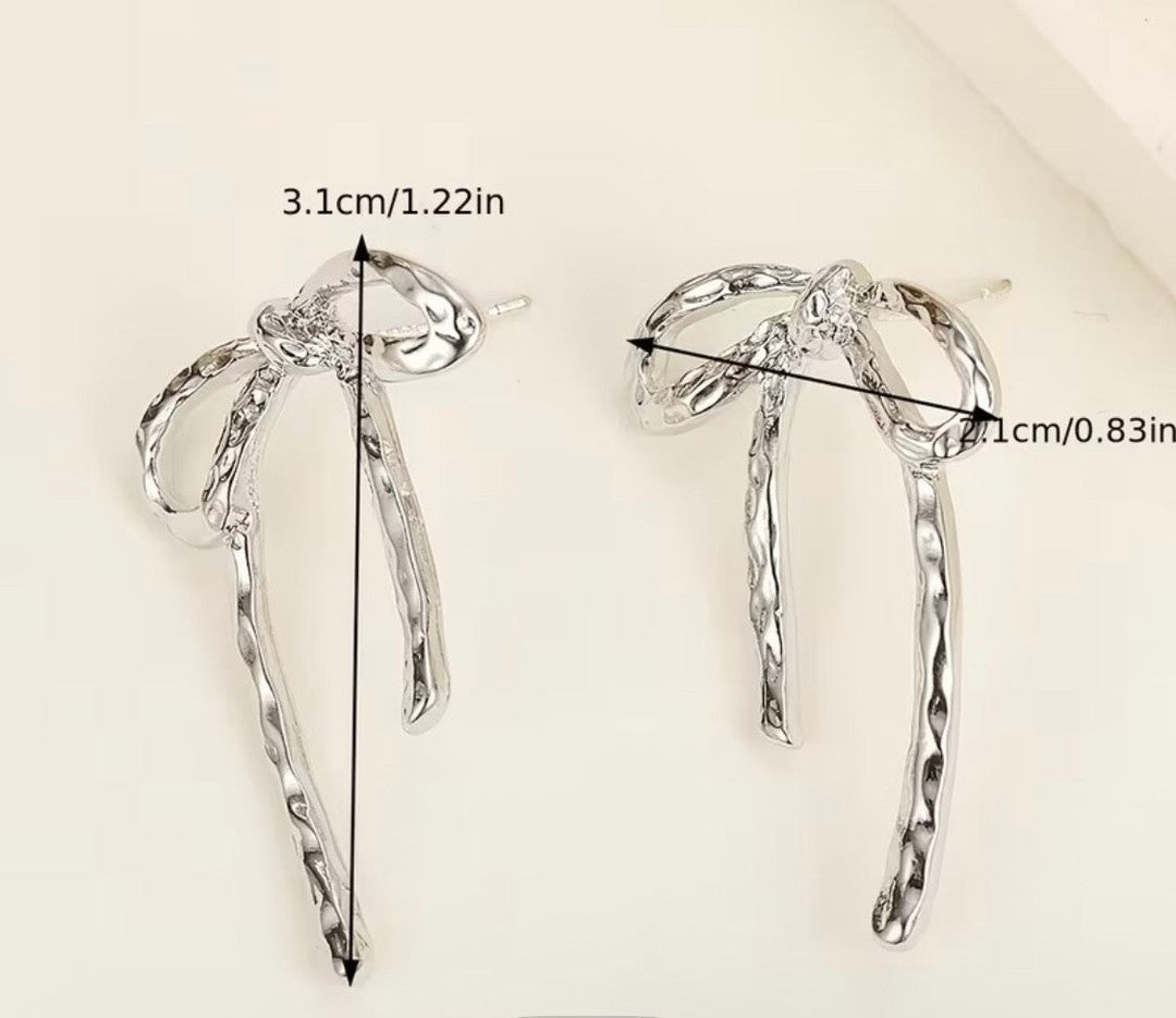 Black Trendy Hollow-Out Large Bow Stud Earrings