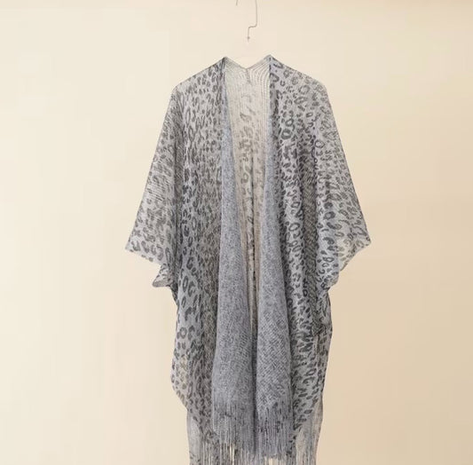 WOMEN'S GRAY LEOPARD PATTERN FRINGE KIMONO