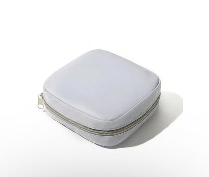 WOMEN'S SMALL  COSMETIC BAG