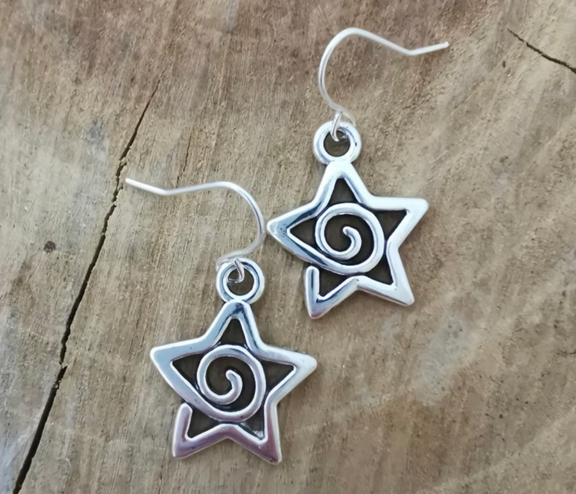 Exquisite and Adorable Dangling Women's Pendant Earrings, Swirl Star-Shaped Earrings