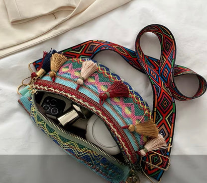 Women's Vintage Bohemian Woven Ethnic Fringe Crossbody Bag -