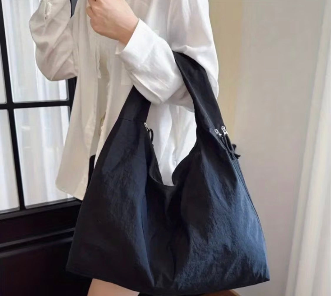 BLACK BOHO SHOULDER BAG
