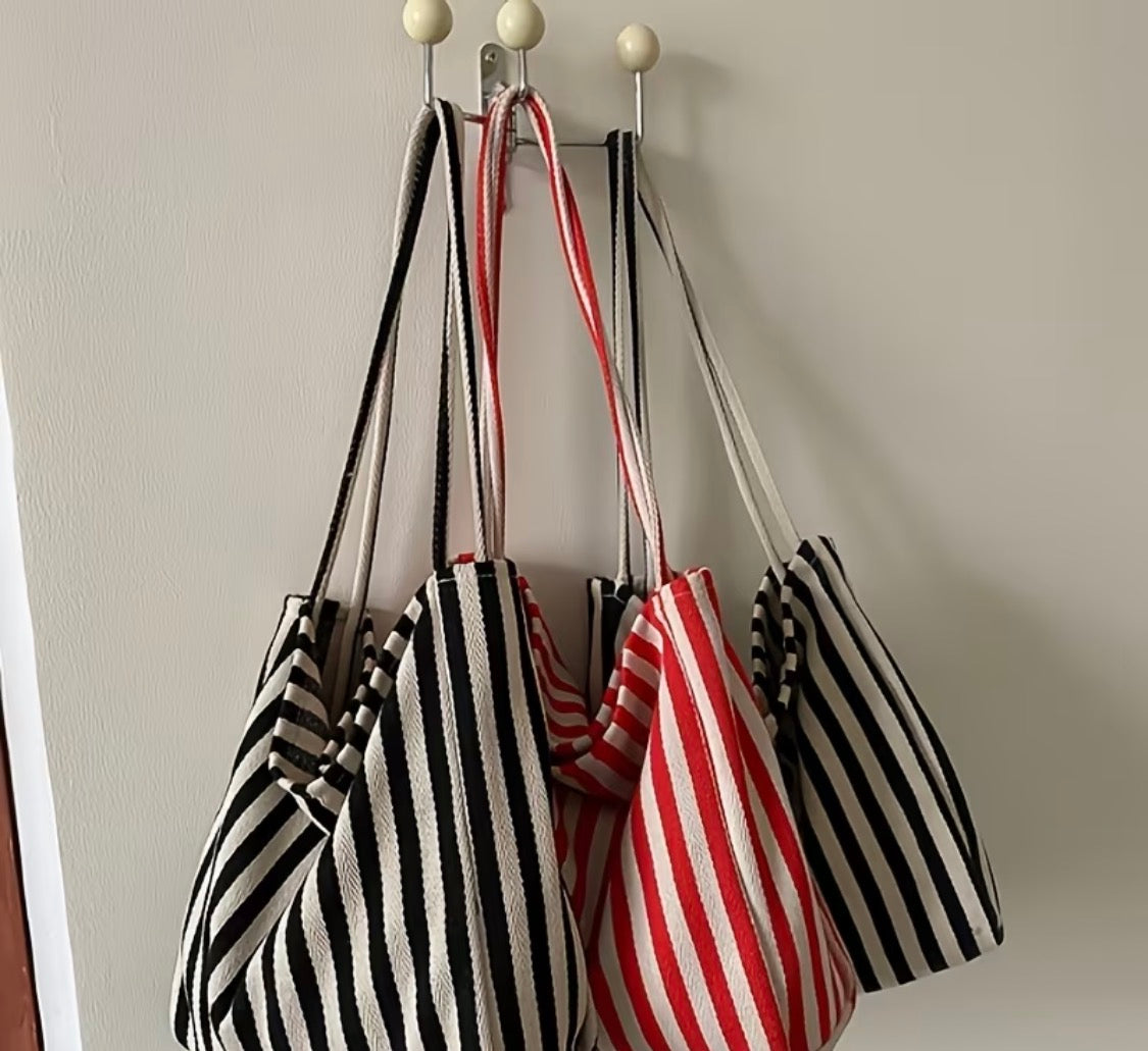STYLISH STRIPED TOTE BAG