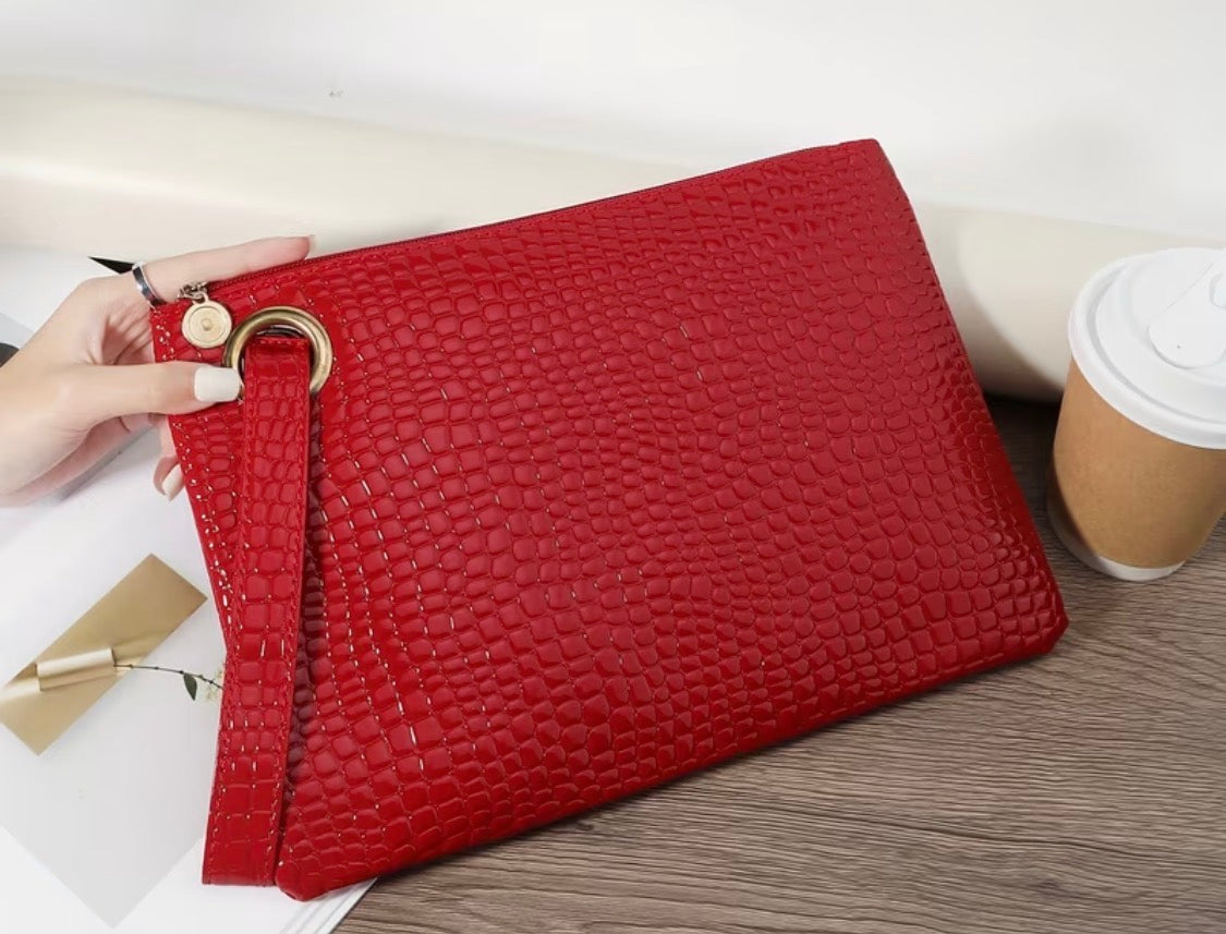 STYLISH SOLID COLOR HANDBAG WITH WRIST STRAP
