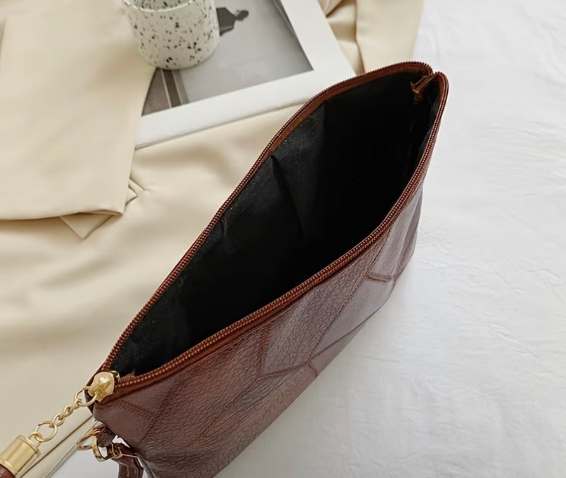 Textured Retro Bag Women's New Texture Design Underarm Bag Fashion Tassel Pleated Shoulder Bag
