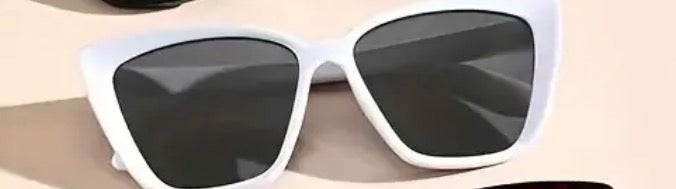 WHITE CAT EYE SUNGLASSES