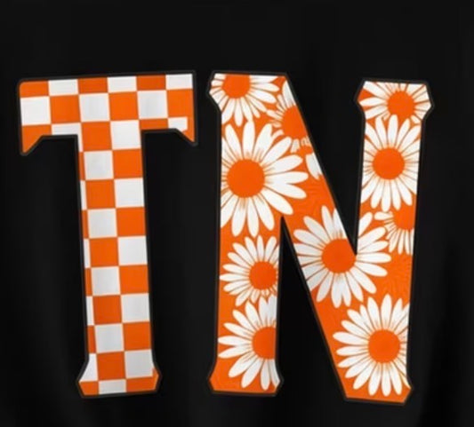 FUN ORANGE AND WHITE TENNESSEE VOLUNTEERS THEMED DESIGN T-SHIRT