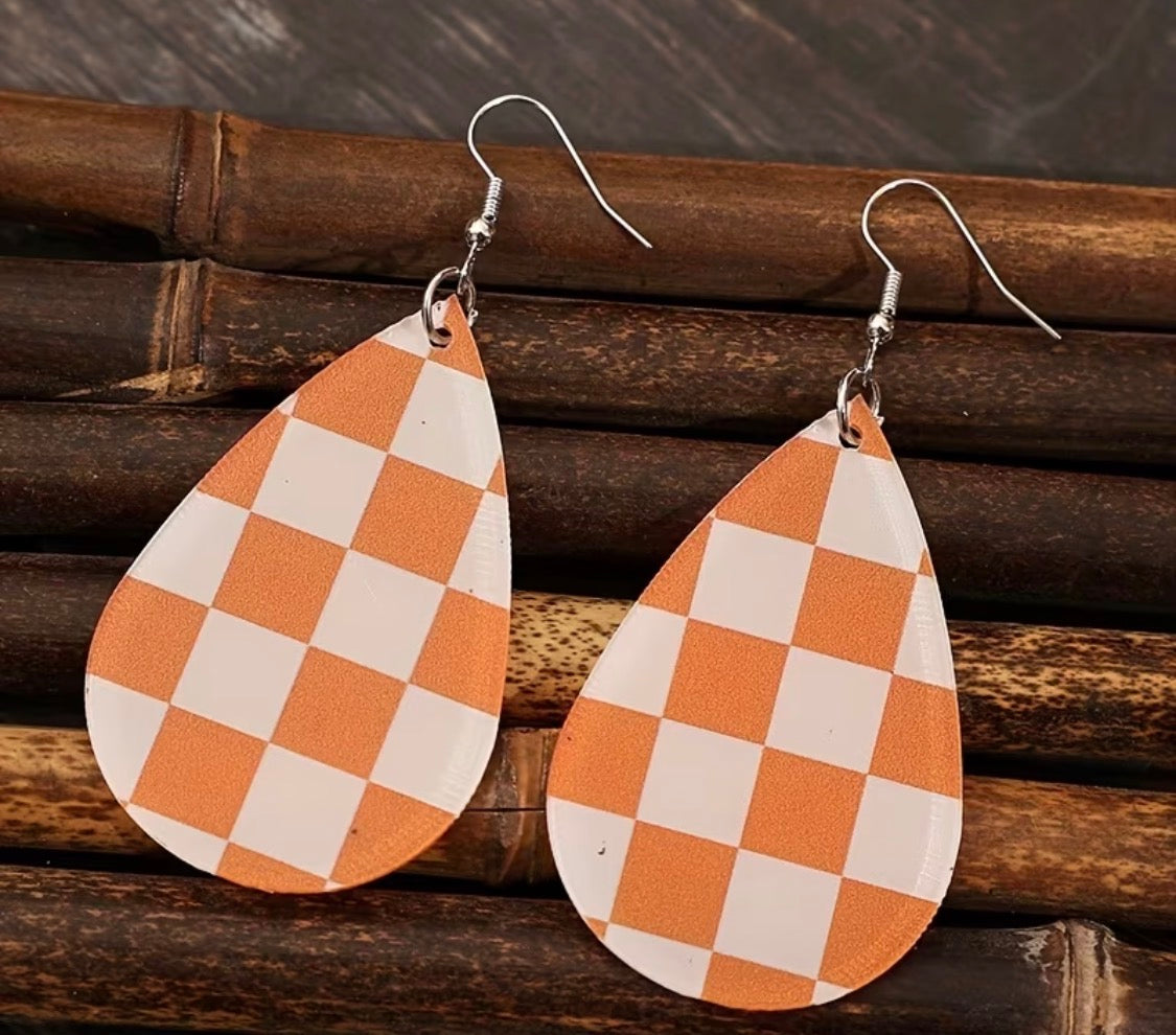 BOHO STYLE ORANGE CHECKERED EARRINGS