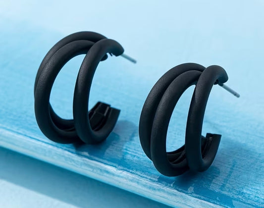 Geometric 3-Tube Black Lacquered Stud Earrings
