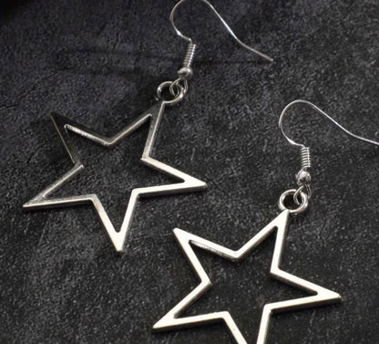 SILVER HOLLOW LARGE STAR EARRINGS