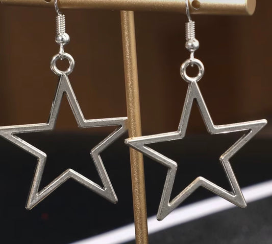SILVER HOLLOW LARGE STAR EARRINGS