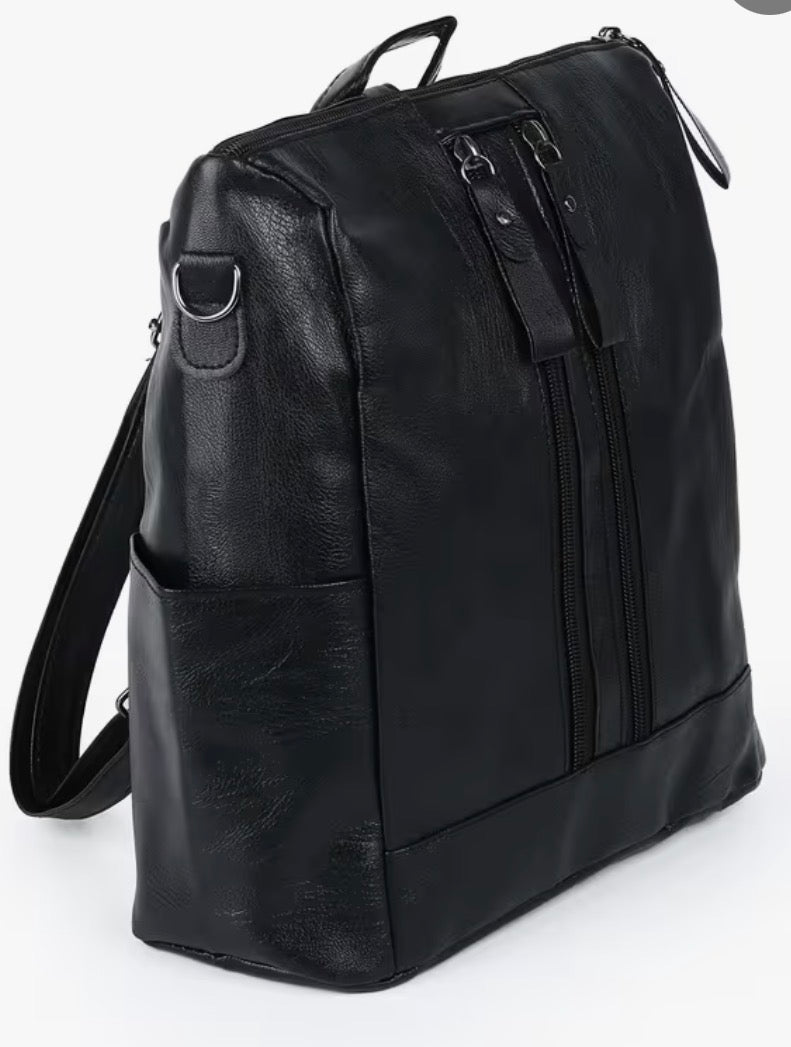 MINIMALIST BACKPACK PURSE