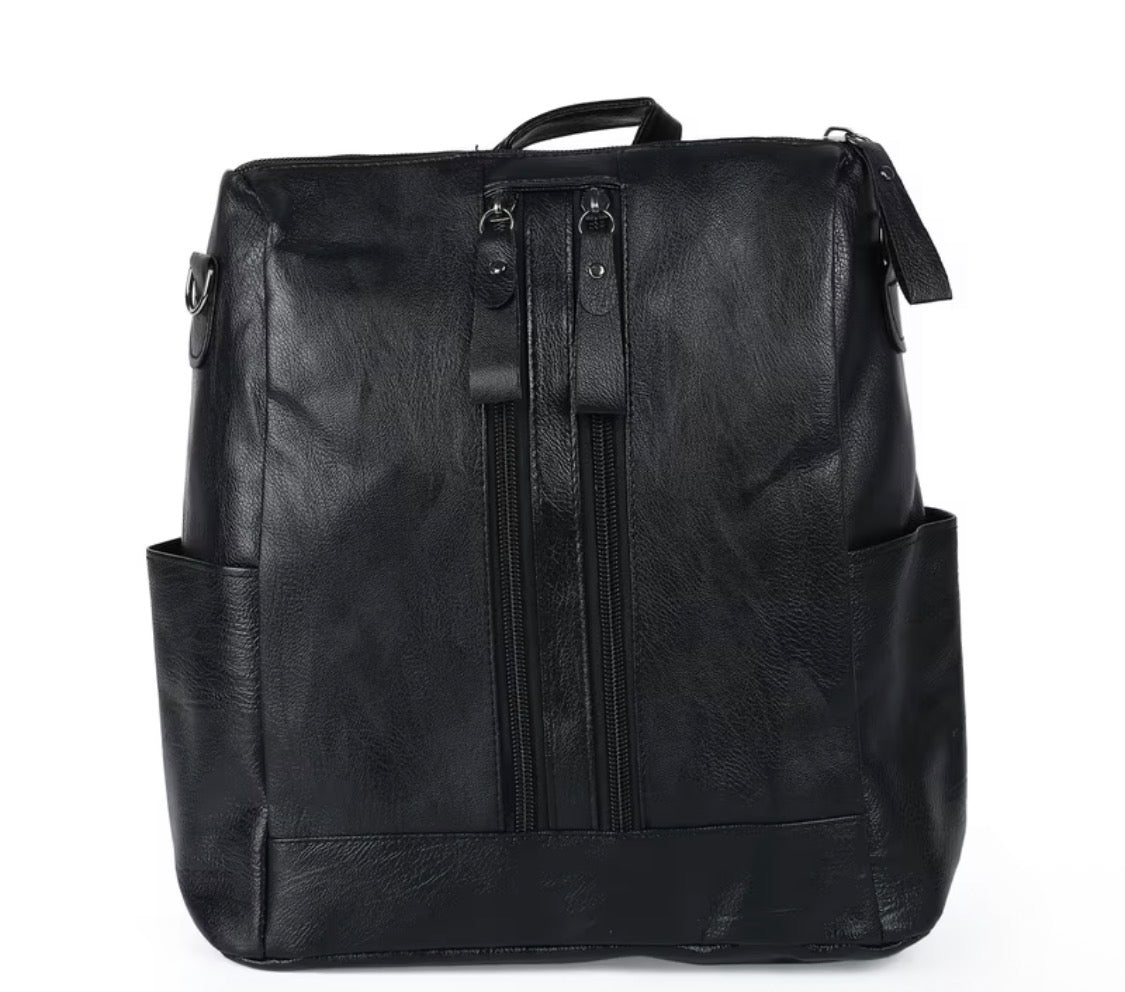 MINIMALIST BACKPACK PURSE