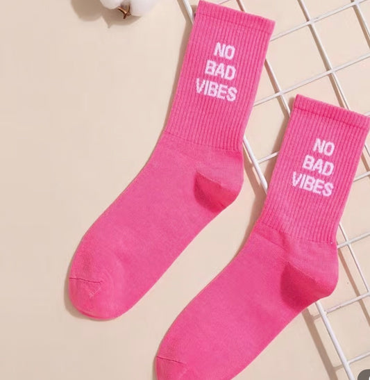 NO BAD VIBES SOCKS