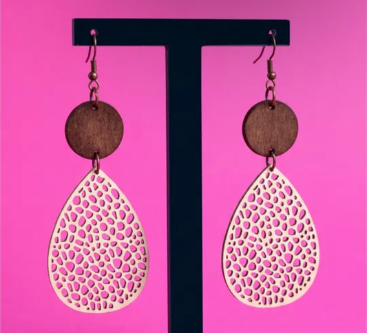 Teardrop-Shaped Hollow Leather And Wood Combination Mesh Earrings
