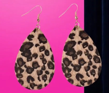 TEARDROP LEOPARD PRINT EARRINGS