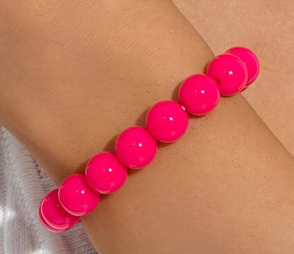 SIMPLE AND STYLISH PINK ACRYLIC BEADED BRACELET