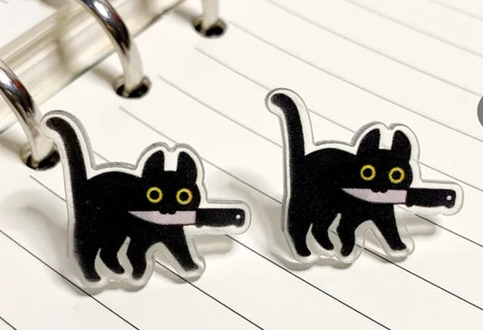 FUNNY BLACK CAT WITH KNIFE