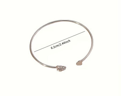 SILVER HEART OPEN BRACELET