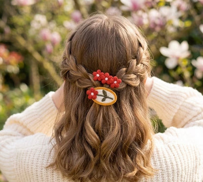 RED FLOWER BARRETTES